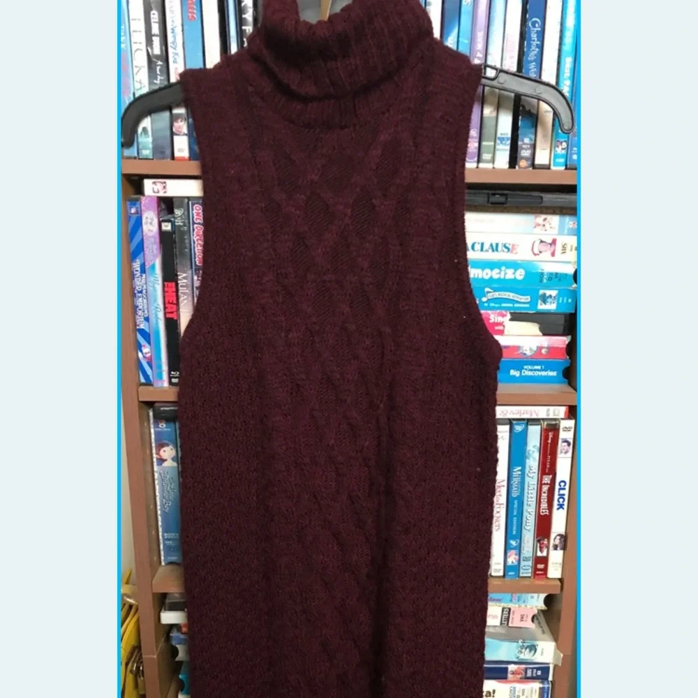 NWT American Eagle  Sleeveless Cable  Sweater Dress - Picture 2 of 6